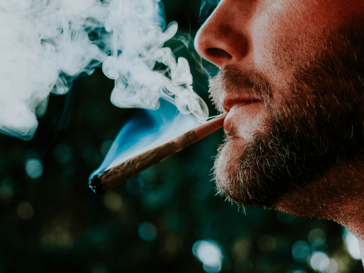 smoking medical cannabis pre-roll